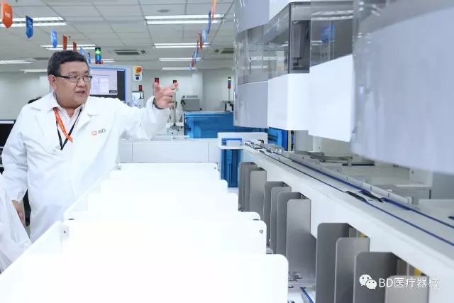 research center.jpg research center.jpg