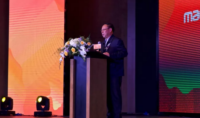 邁克8.png 邁克8.png