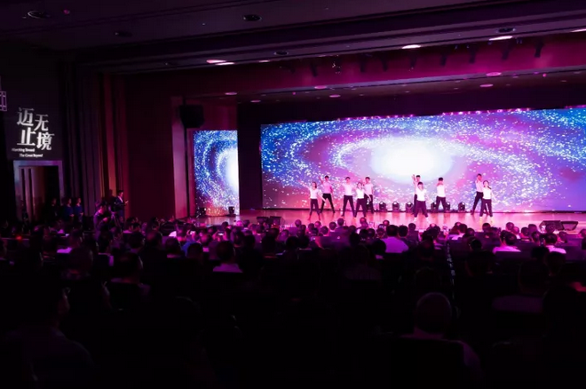 邁克12.png 邁克12.png